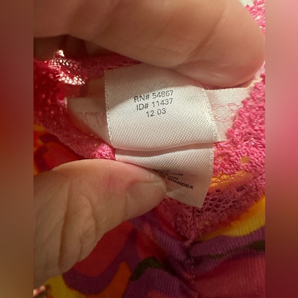 Vintage Y2K 2003 Floral Lace Victorias Secret mini slip dress with slit size XS - Picture 3 of 4